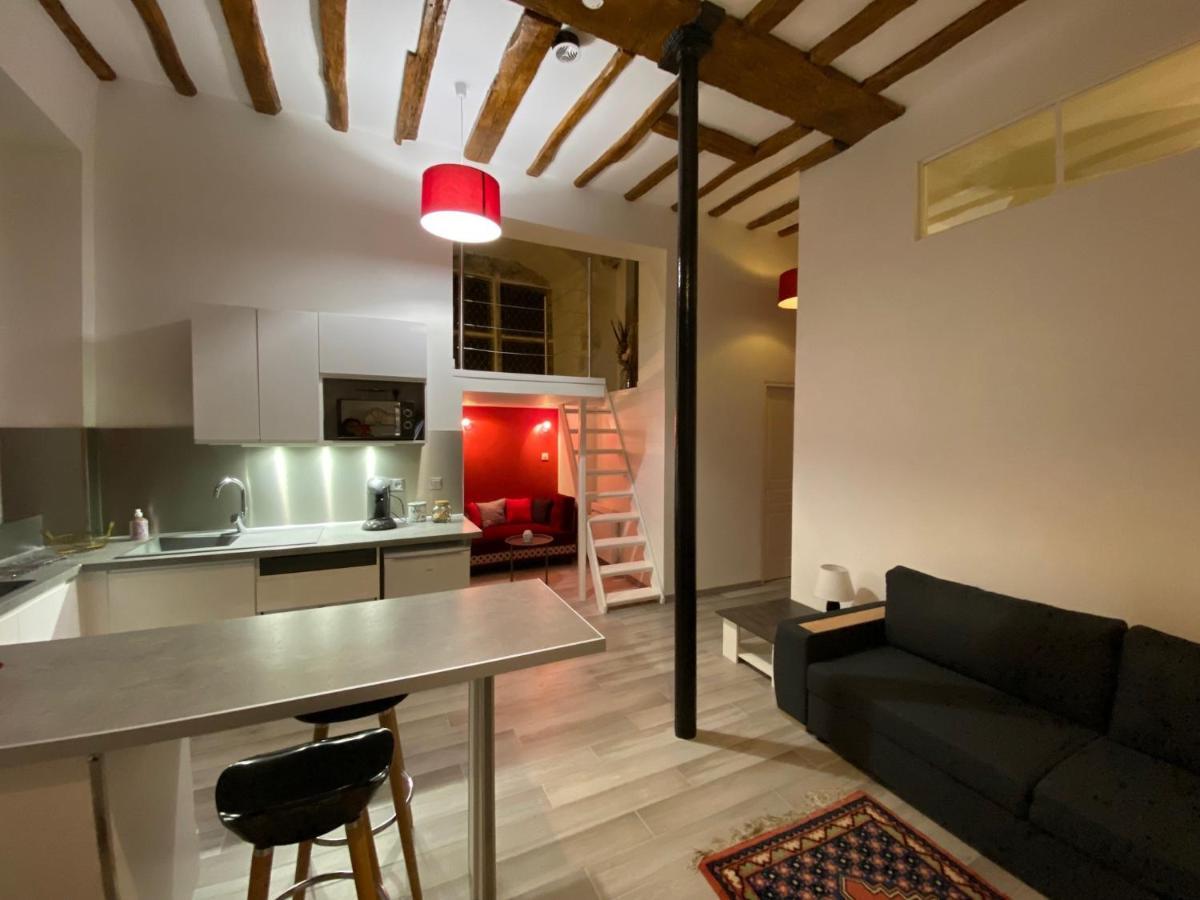 Le Gite De Lancelot Avec Balneo City Center 桑斯 外观 照片